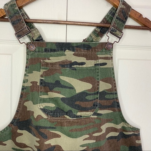 Camo Print Forever 21 Adjustable Skirt Overalls - Picture 3 of 5